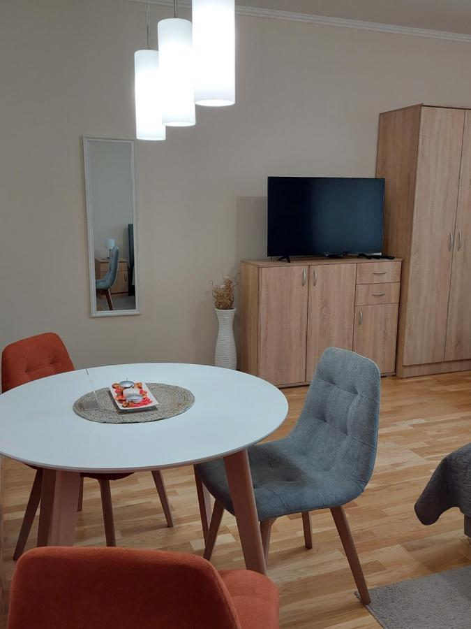 Apartman Miluro Subotica Extérieur photo